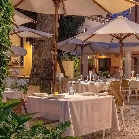 マバパ ホテル 4*